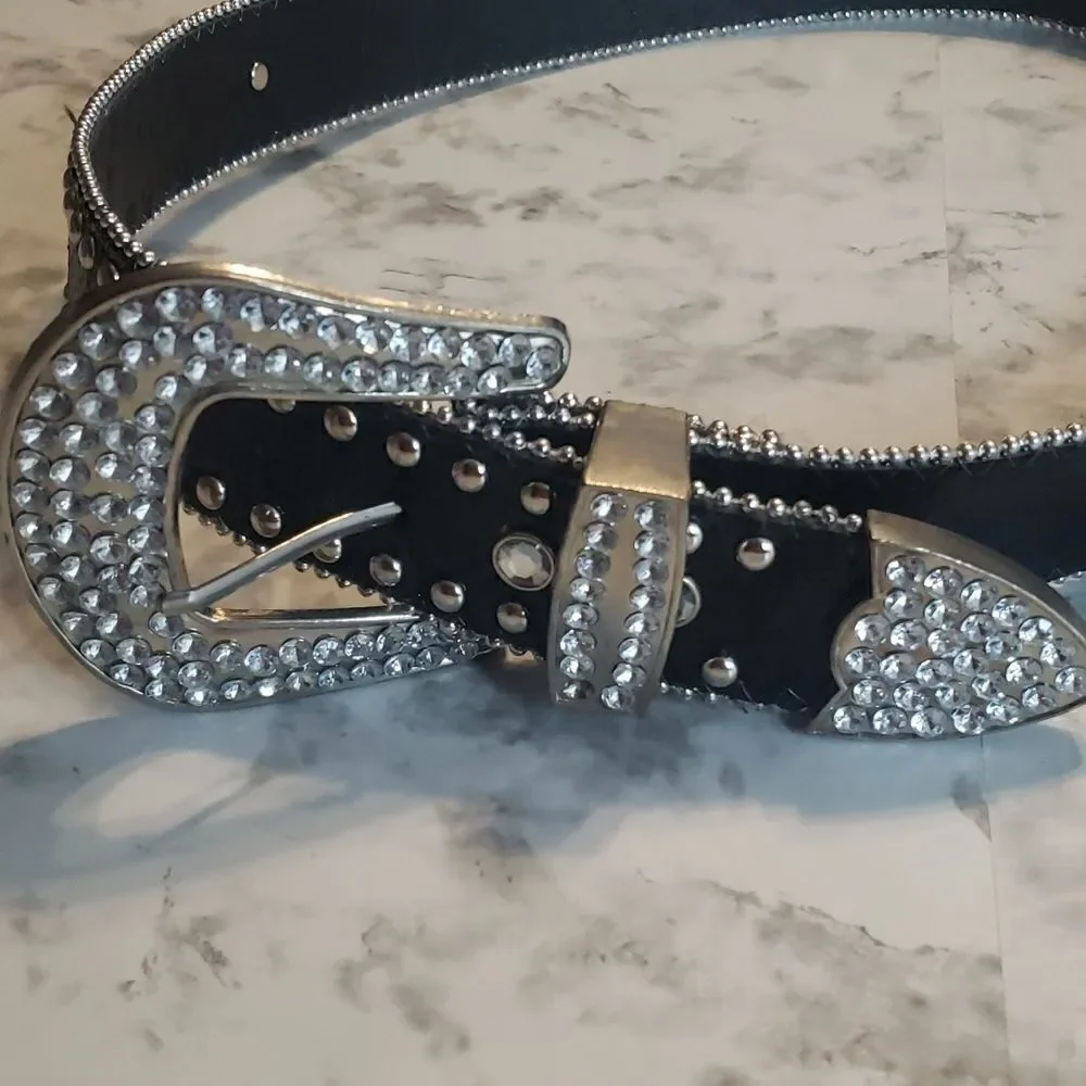 Rue21 Black Belt‎